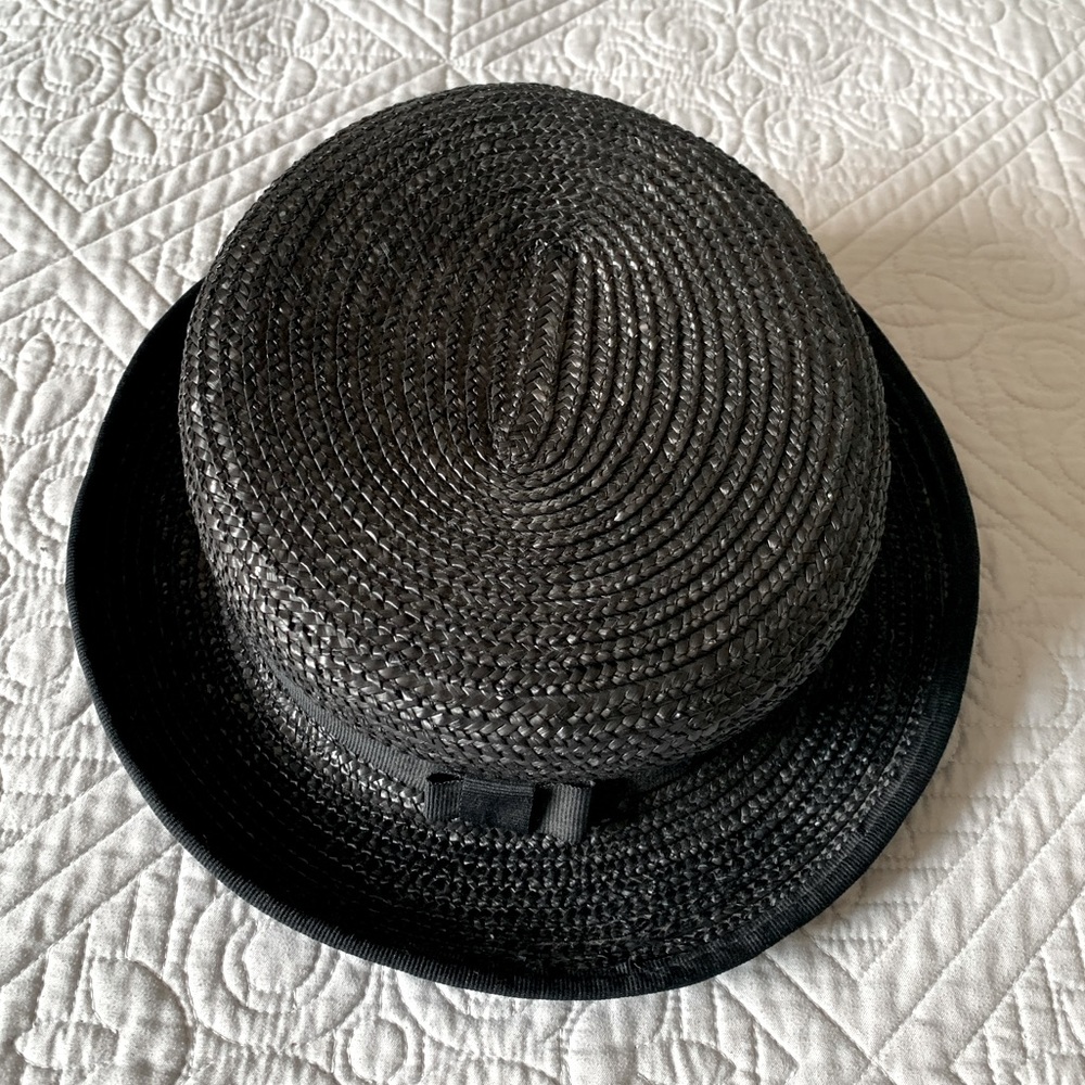 Black cruiser hat